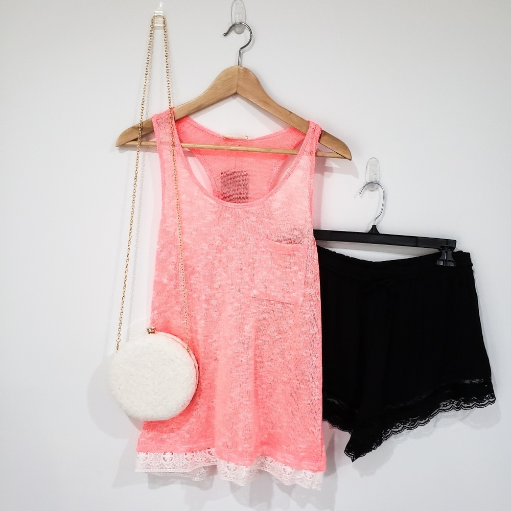 TERI LACE TRIM KNIT TANK - Picture 2 of 7